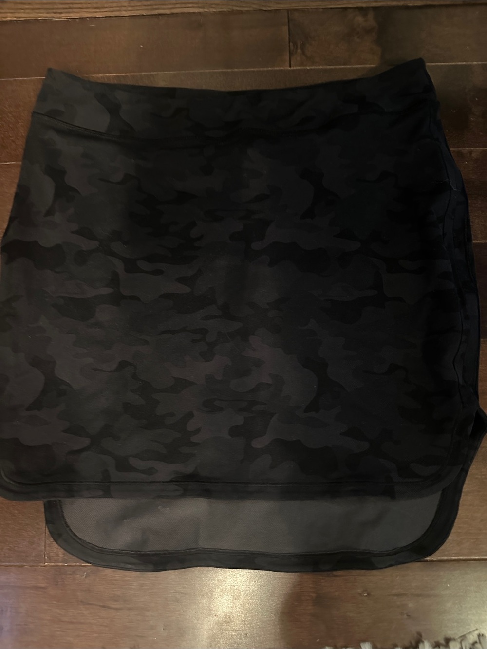 Lululemon Women’s Black Camo Active Skirt